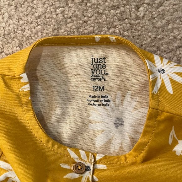 NWT 12mo Carter's girls daisy print onesie, long sleeves/pants, 100% cotton - Picture 3 of 6